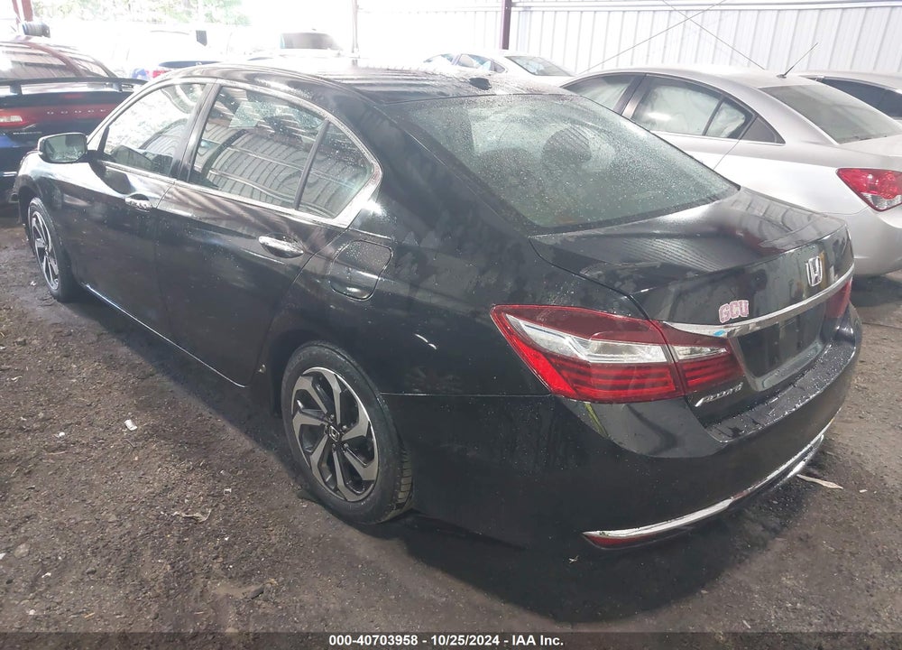 2017 HONDA ACCORD EX-L VIN: 1HGCR2F85HA205560