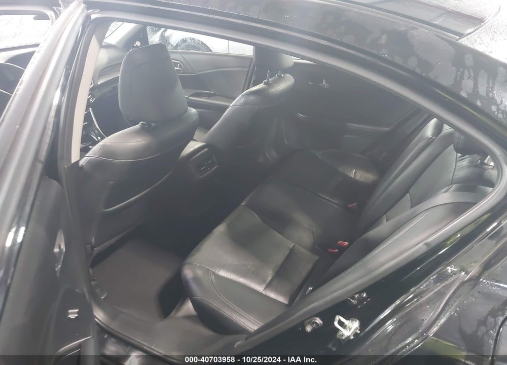 2017 HONDA ACCORD EX-L VIN: 1HGCR2F85HA205560