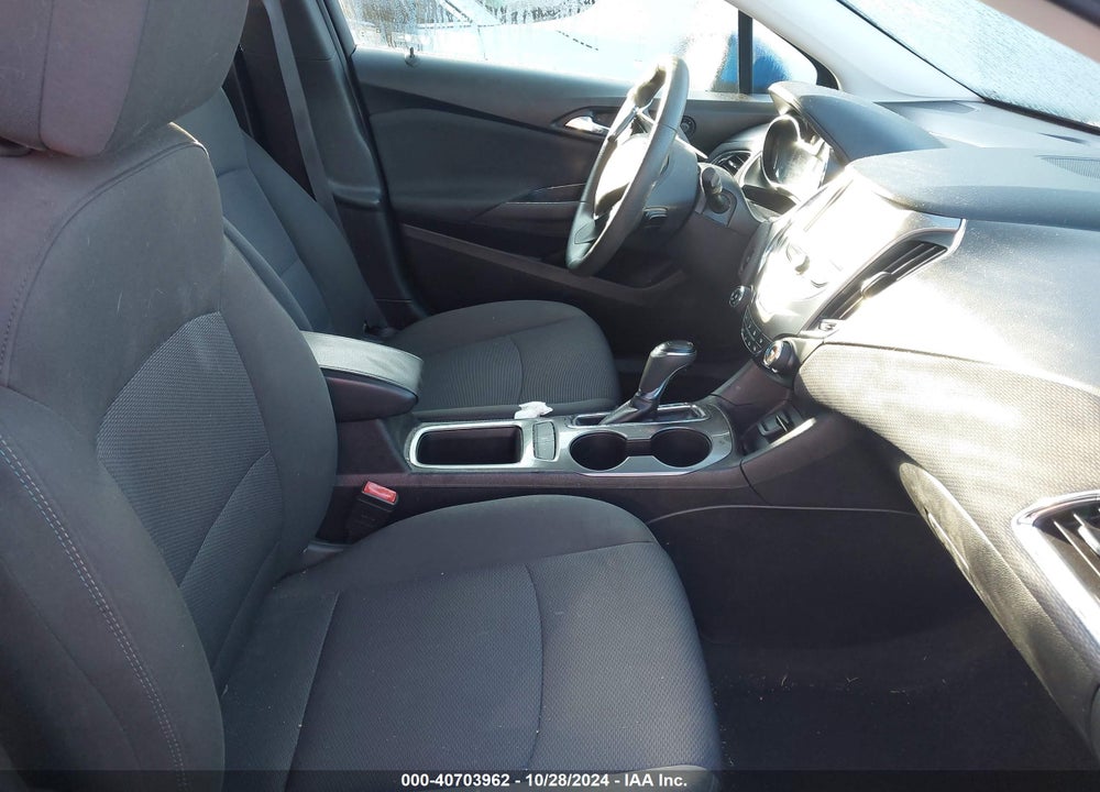 2017 CHEVROLET CRUZE LT AUTO VIN: 3G1BE6SM6HS590666