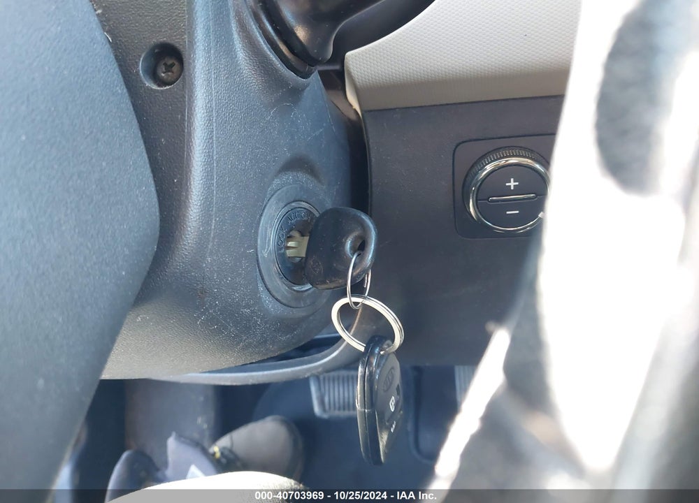 2010 KIA SOUL VIN: KNDJT2A23A7098215