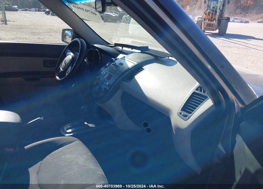 2010 KIA SOUL VIN: KNDJT2A23A7098215