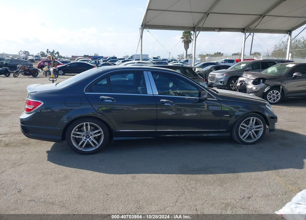 2012 MERCEDES-BENZ C 250 LUXURY/SPORT VIN: WDDGF4HB3CR239669