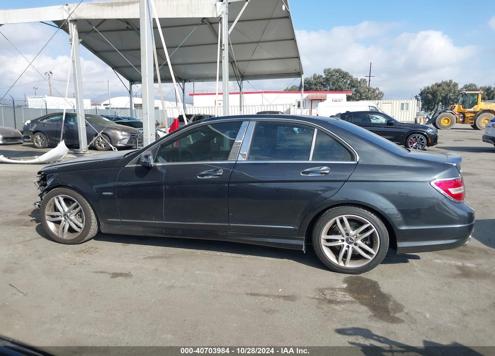 2012 MERCEDES-BENZ C 250 LUXURY/SPORT VIN: WDDGF4HB3CR239669