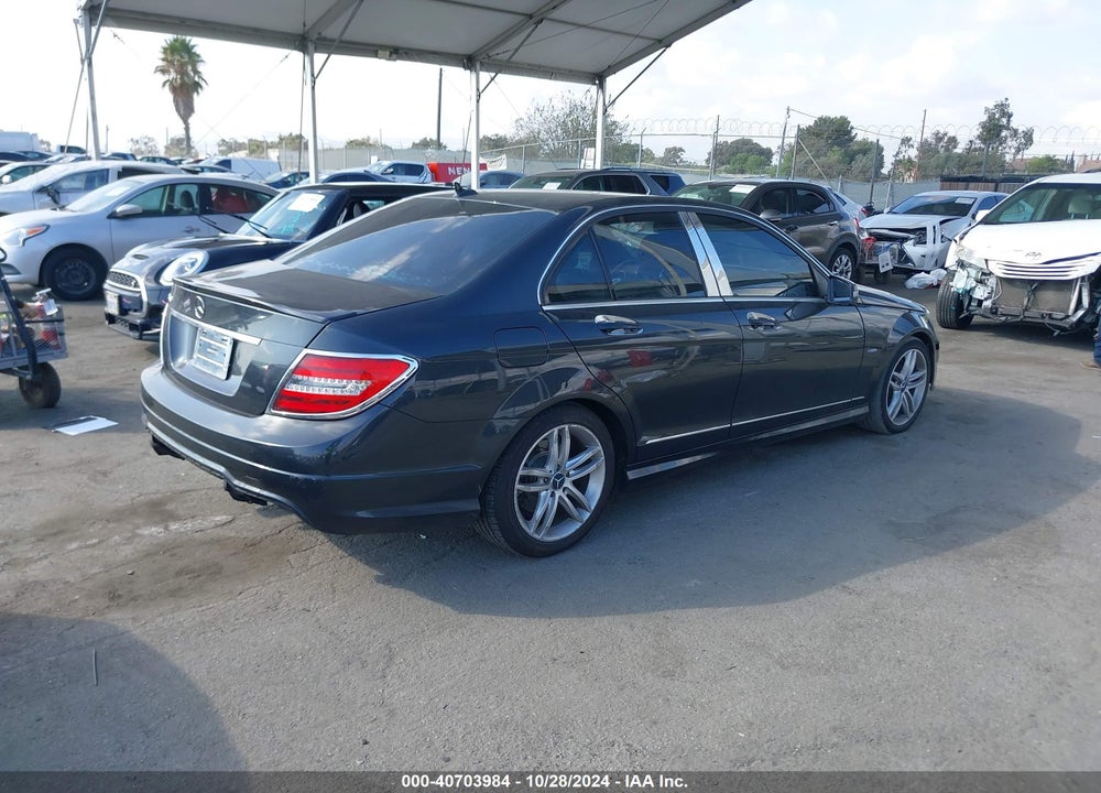 2012 MERCEDES-BENZ C 250 LUXURY/SPORT VIN: WDDGF4HB3CR239669