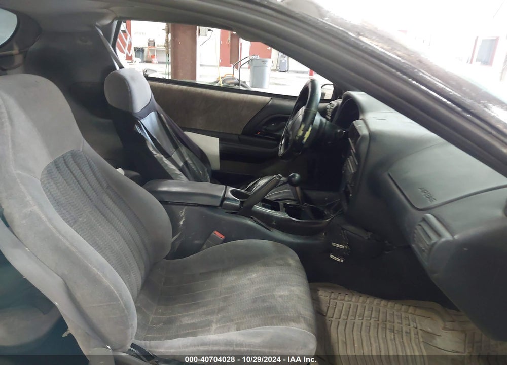 1998 CHEVROLET CAMARO VIN: 2G1FP22K7W2142264