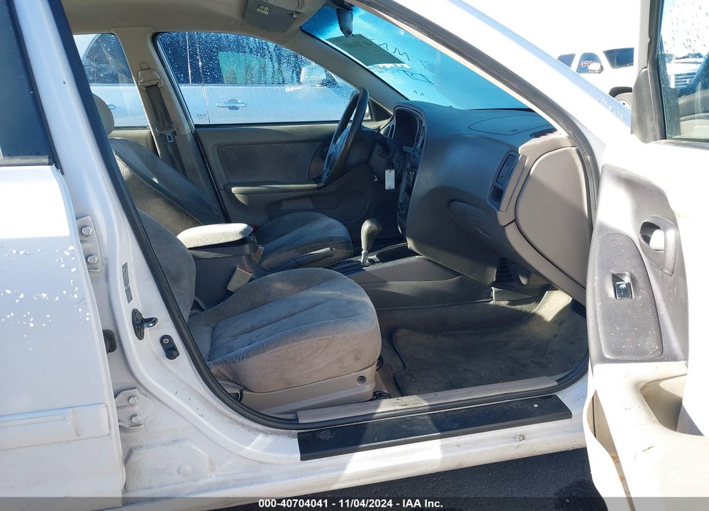 2005 HYUNDAI ELANTRA GLS/GT VIN: KMHDN46D95U152715