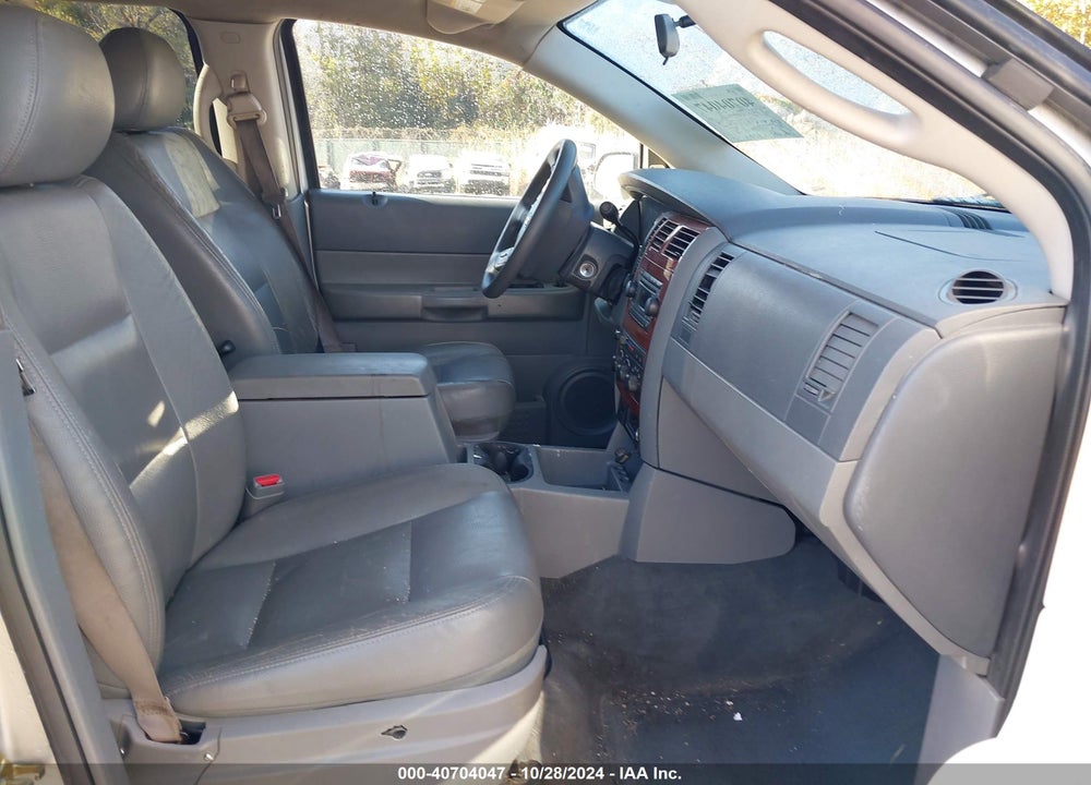 2004 DODGE DURANGO SLT VIN: 1D8HB48D84F128082