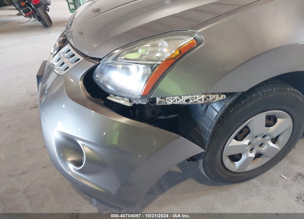2014 NISSAN ROGUE SELECT S VIN: JN8AS5MV6EW204537