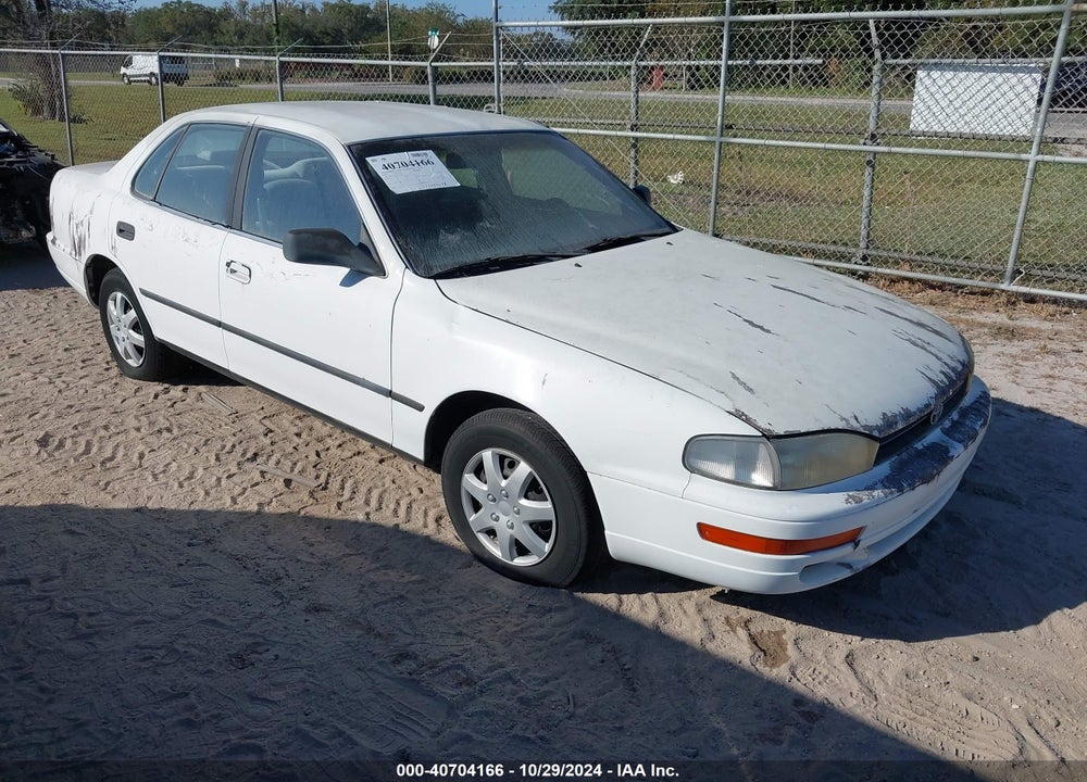 1992 TOYOTA CAMRY DLX VIN: 4T1SK11E4NU034313