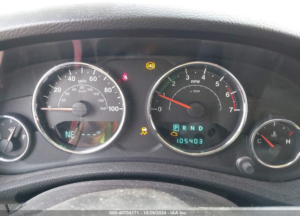 2011 JEEP WRANGLER UNLIMITED SAHARA VIN: 1J4BA5H14BL573835