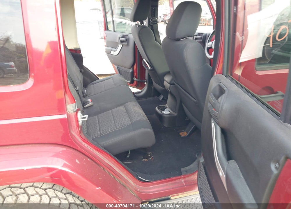 2011 JEEP WRANGLER UNLIMITED SAHARA VIN: 1J4BA5H14BL573835