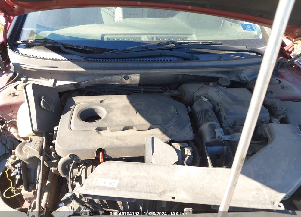 2015 HYUNDAI SONATA SE VIN: 5NPE24AF9FH191777