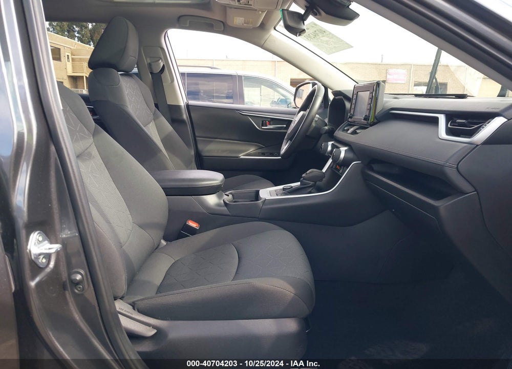 2021 TOYOTA RAV4 HYBRID XLE VIN: 4T3RWRFV2MU032981