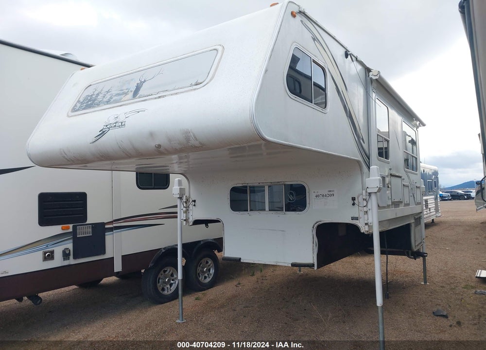 2005 S/M EQUIP COR OTHER VIN: 11DBS8982