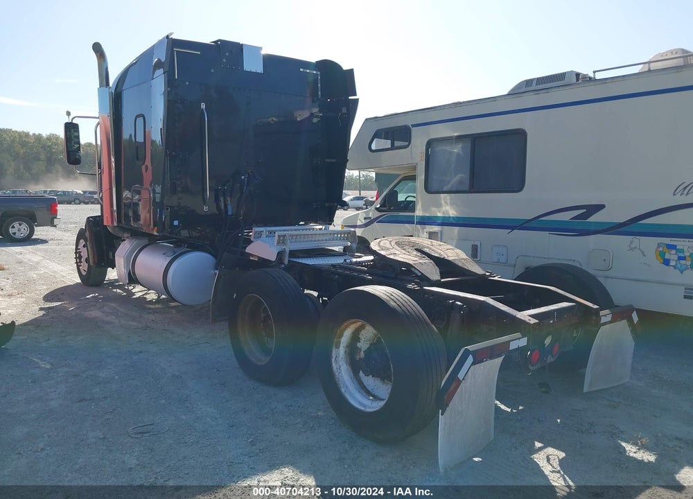 2015 FREIGHTLINER 122SD VIN: 3AKJGND68FDGL6222