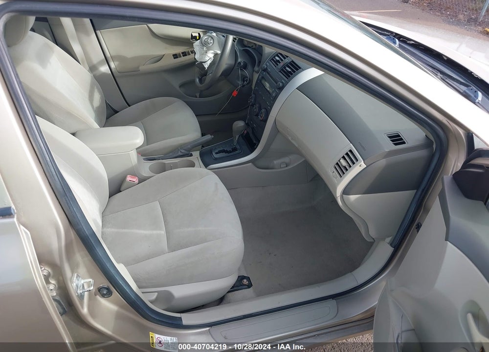 2009 TOYOTA COROLLA LE VIN: 1NXBU40E39Z119484