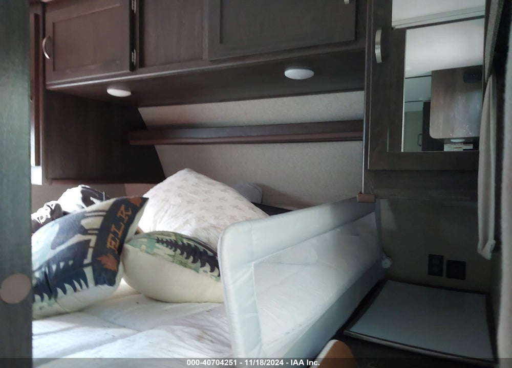 2018 KEYSTONE RV OTHER VIN: 4YDT29320JB454387