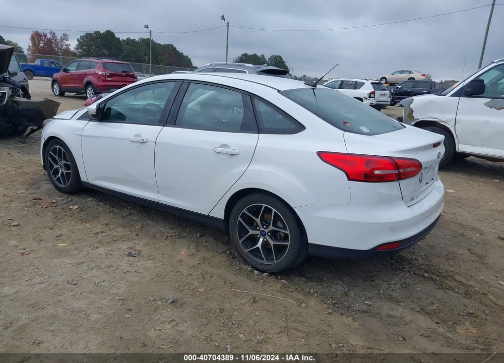 2017 FORD FOCUS SEL VIN: 1FADP3H2XHL297878