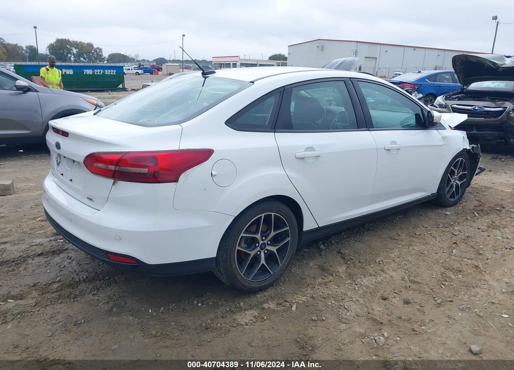 2017 FORD FOCUS SEL VIN: 1FADP3H2XHL297878