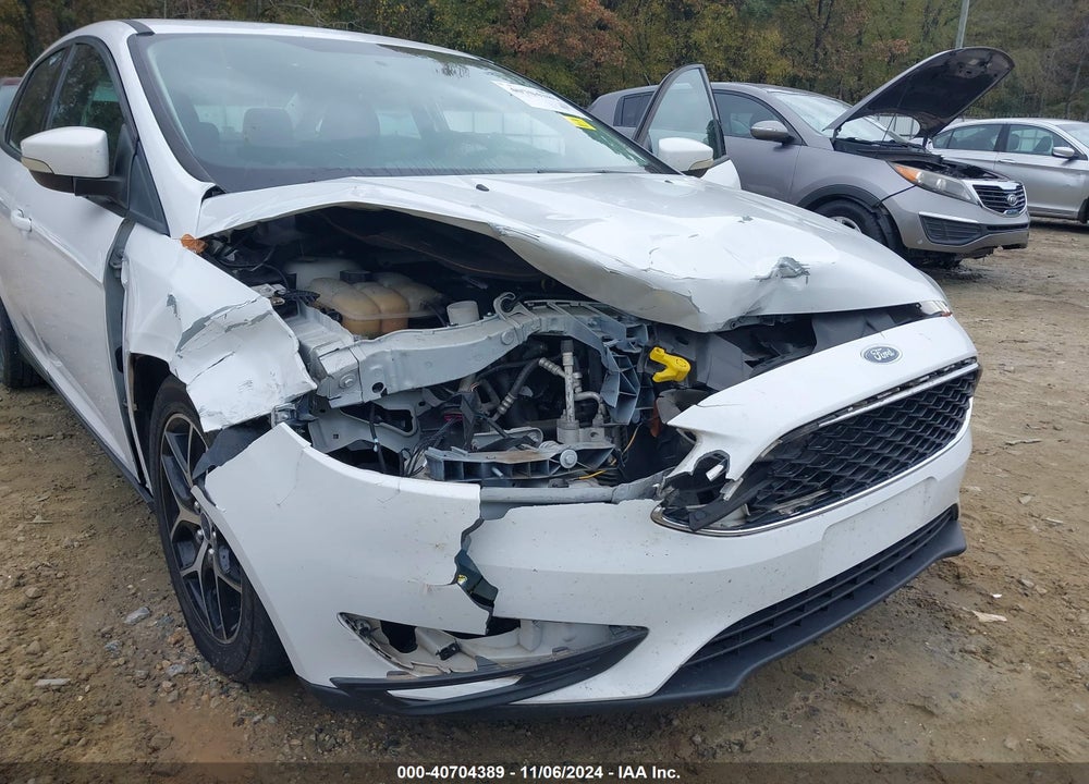 2017 FORD FOCUS SEL VIN: 1FADP3H2XHL297878