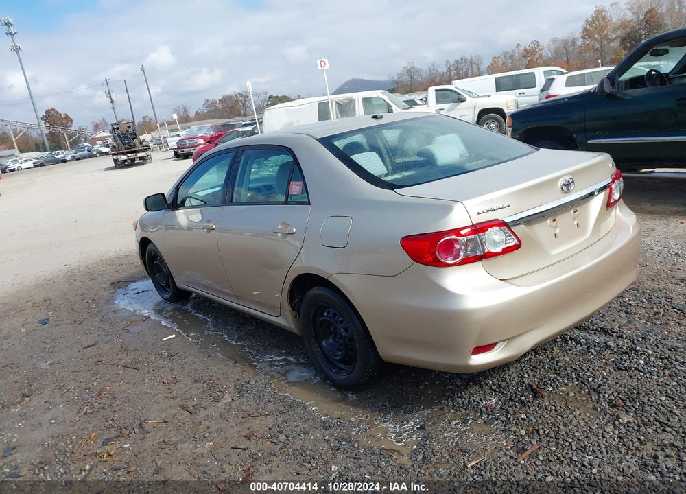 2011 TOYOTA COROLLA S/LE VIN: 2T1BU4EE4BC632906