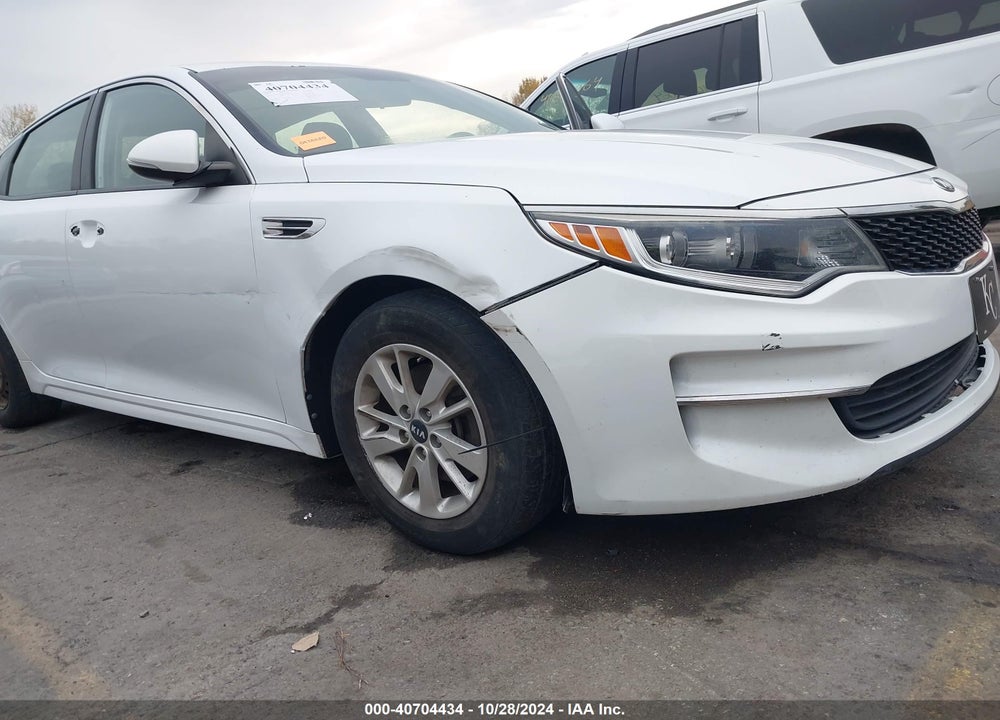 2017 KIA OPTIMA LX VIN: 5XXGT4L36HG130894