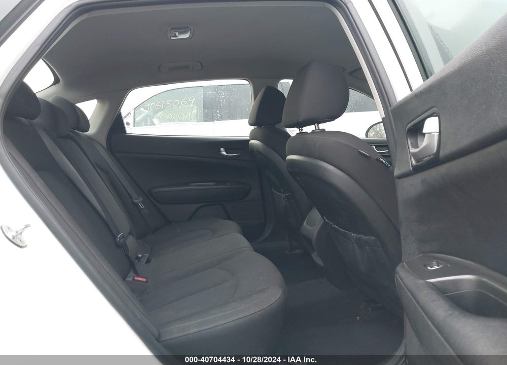 2017 KIA OPTIMA LX VIN: 5XXGT4L36HG130894