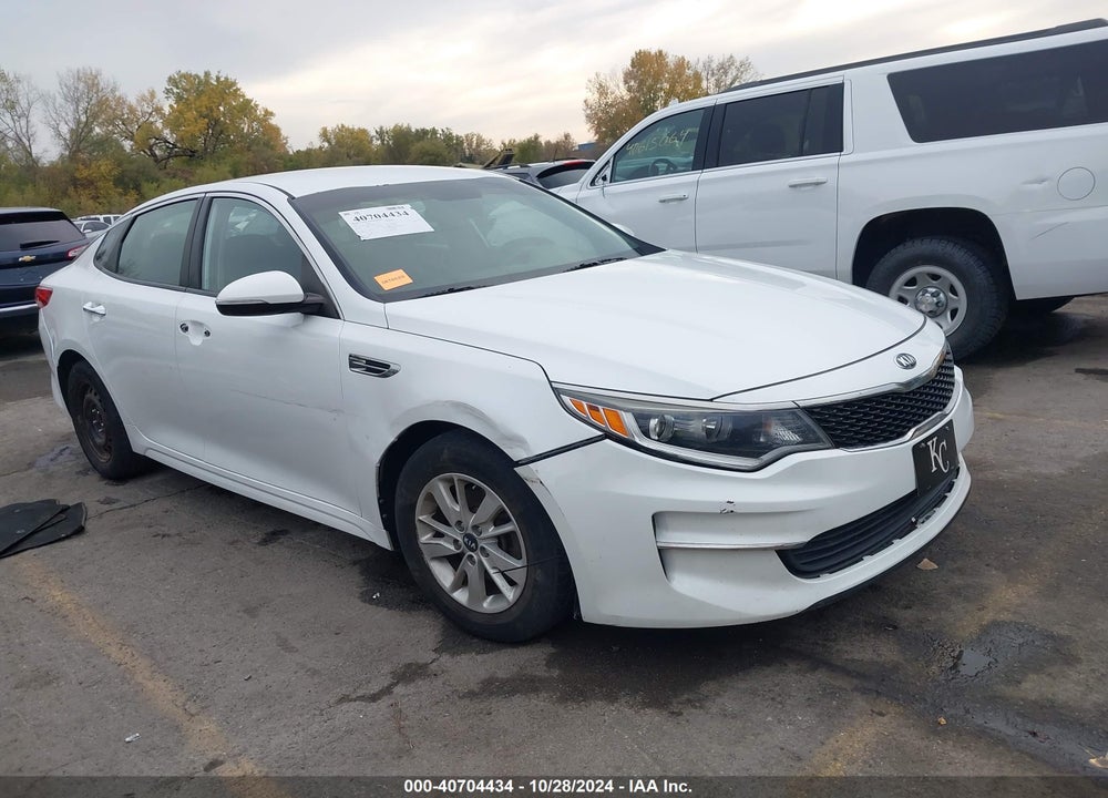 2017 KIA OPTIMA LX VIN: 5XXGT4L36HG130894