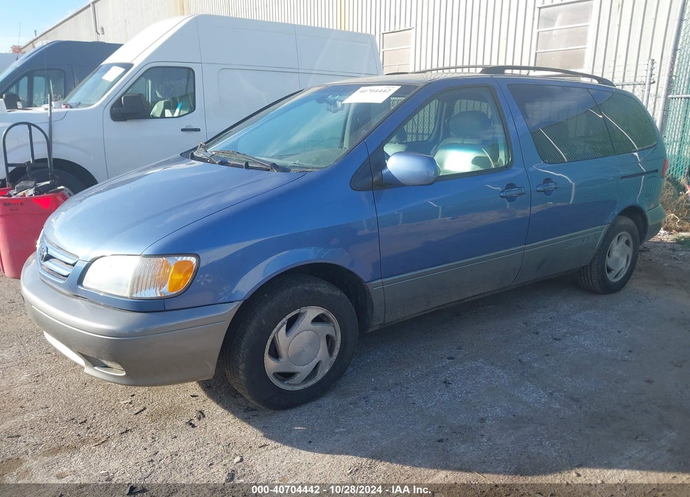 2003 TOYOTA SIENNA LE/XLE VIN: 4T3ZF13CX3U541414