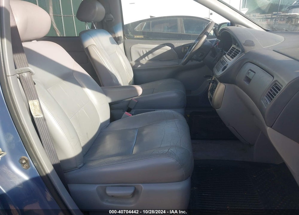 2003 TOYOTA SIENNA LE/XLE VIN: 4T3ZF13CX3U541414