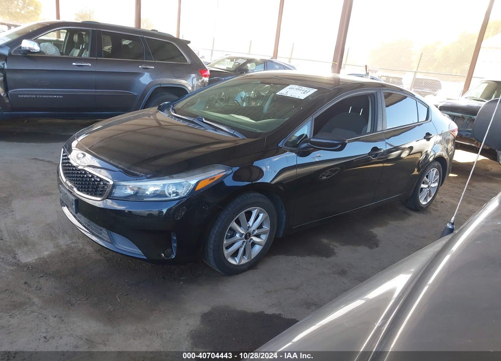 2017 KIA FORTE S VIN: 3KPFL4A72HE028650