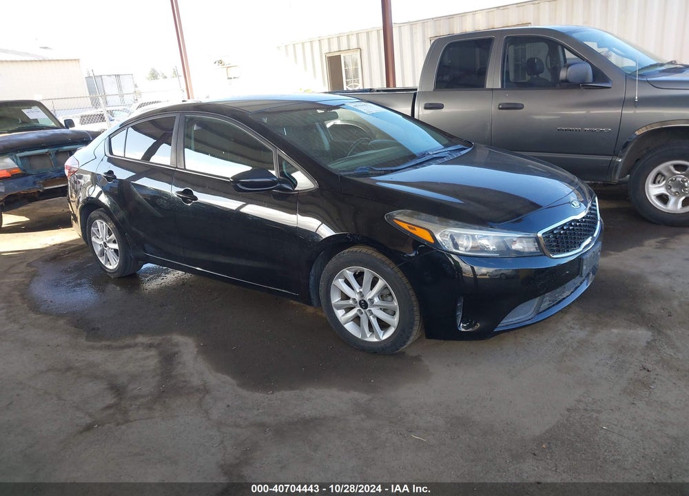 2017 KIA FORTE S VIN: 3KPFL4A72HE028650