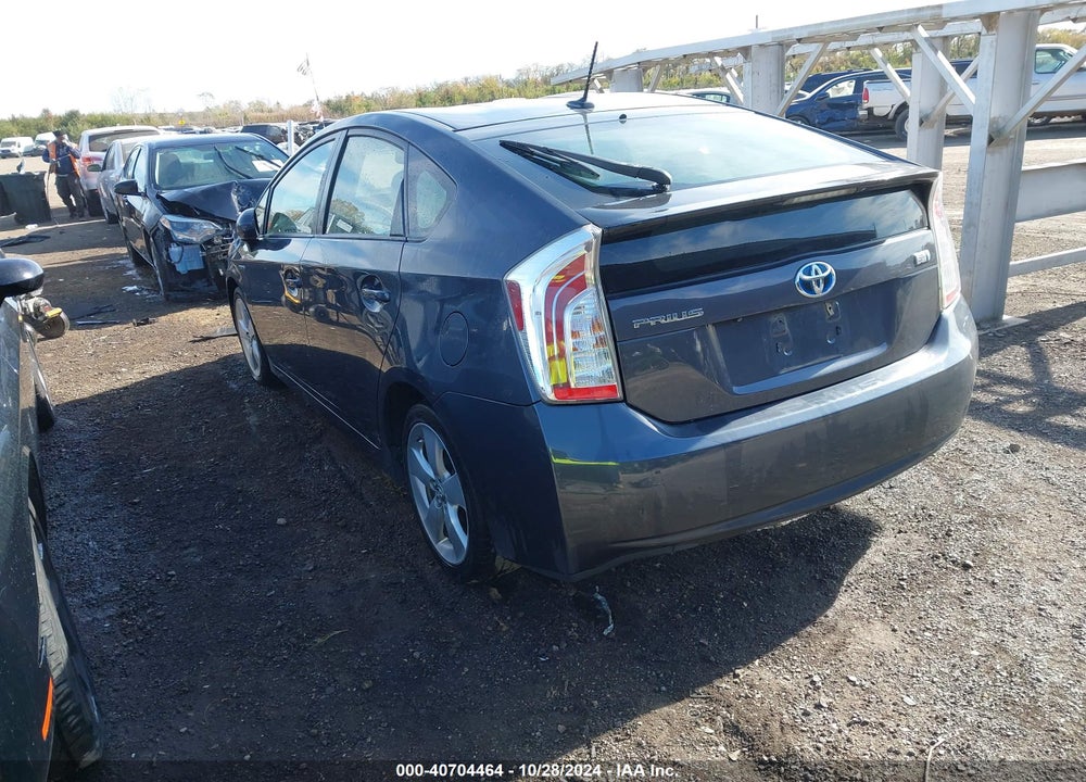 2013 TOYOTA PRIUS VIN: JTDKN3DU6D5582171