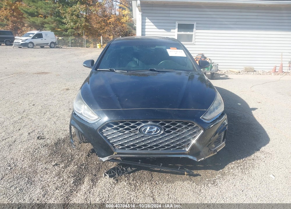 2018 HYUNDAI SONATA SPORT VIN: 5NPE34AF8JH611468