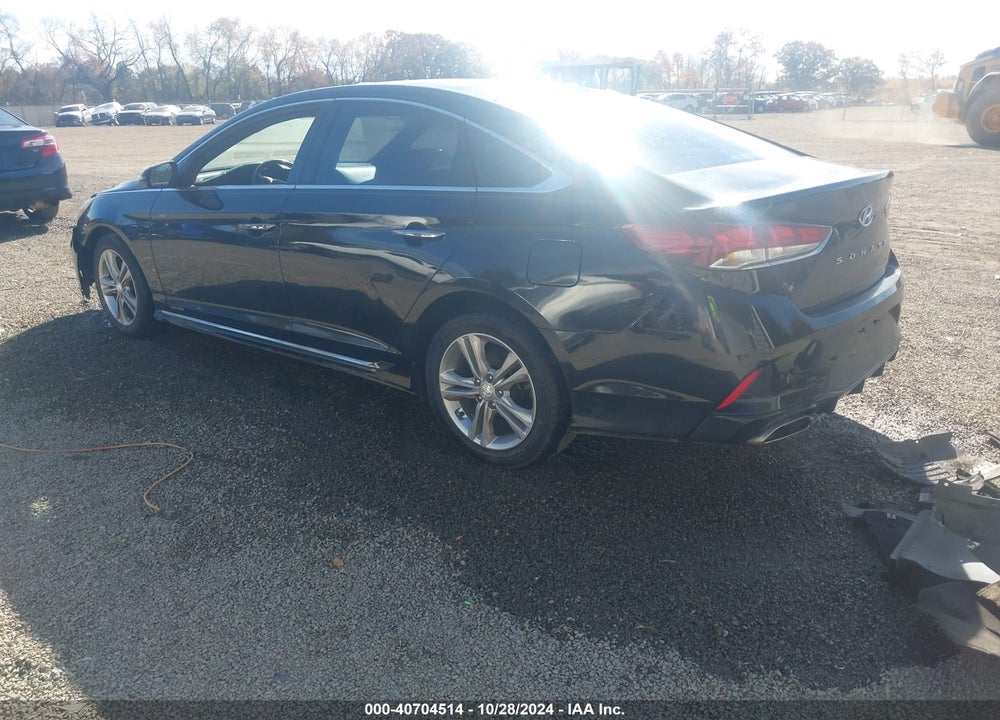 2018 HYUNDAI SONATA SPORT VIN: 5NPE34AF8JH611468
