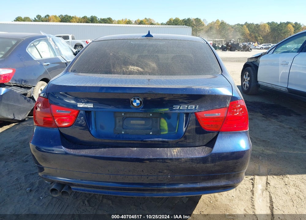 2011 BMW 328I VIN: WBAPH7G57BNN02640