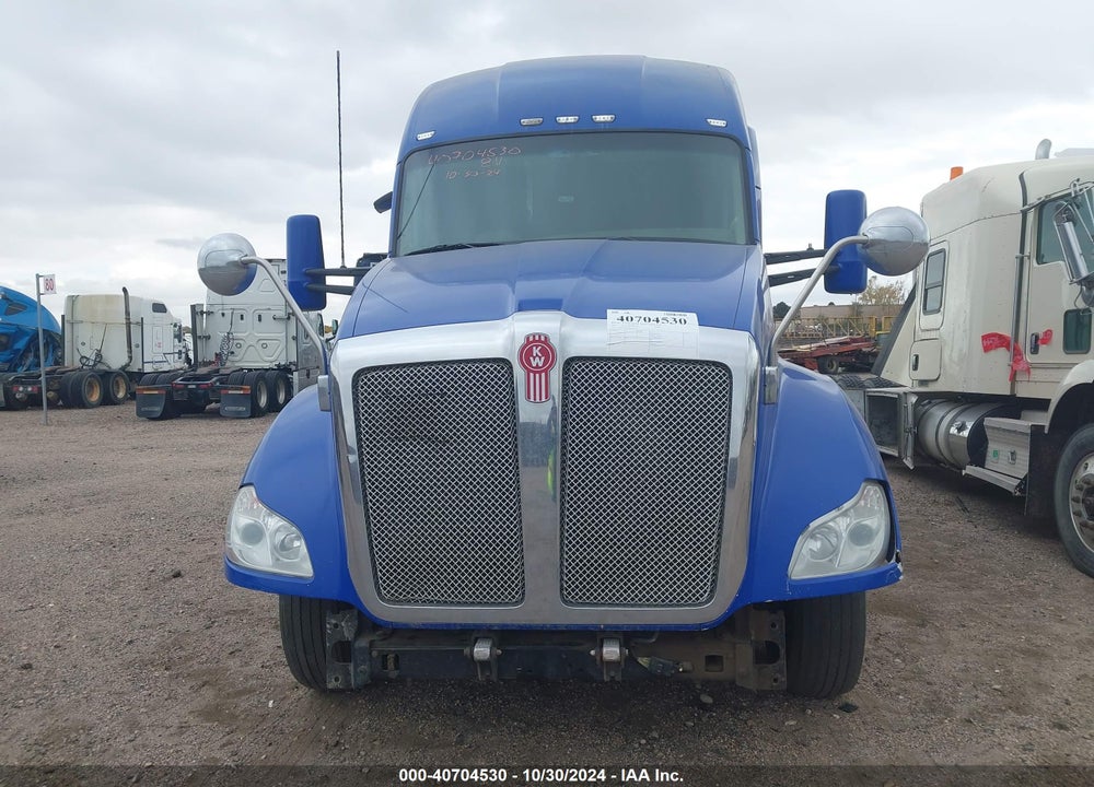 2017 KENWORTH T680 VIN: 1XKYDP9XXHJ145153