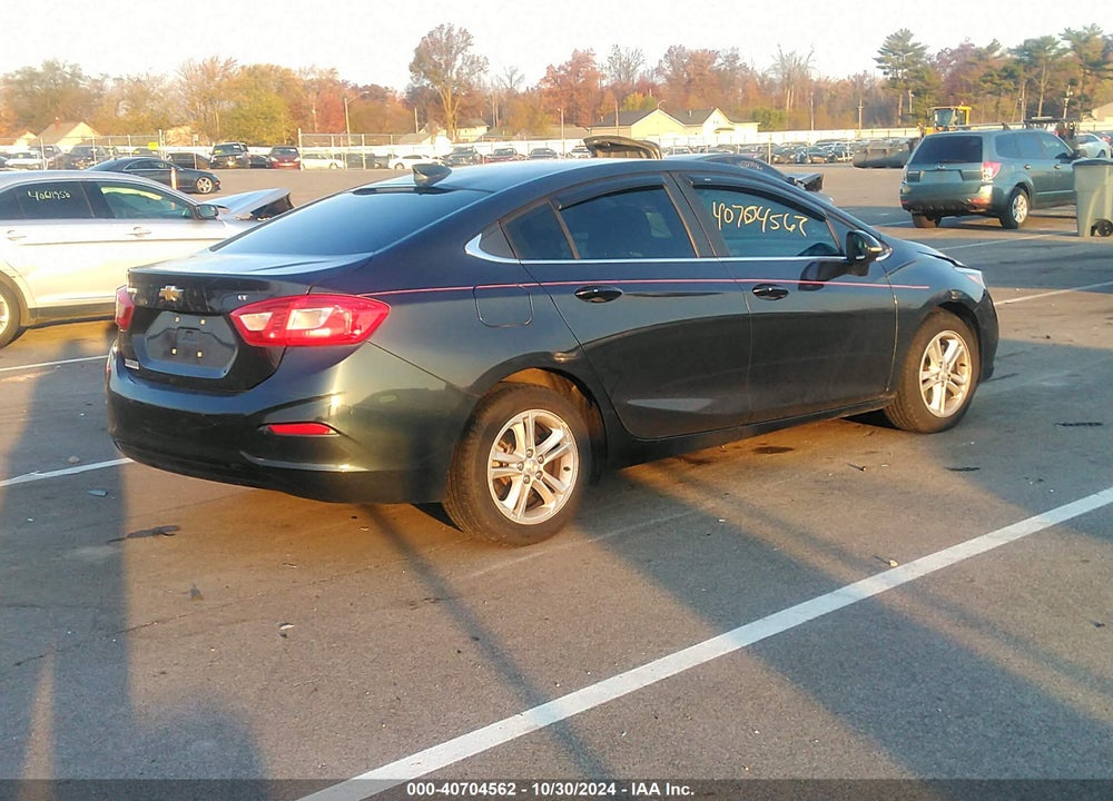 2017 CHEVROLET CRUZE LT AUTO VIN: 1G1BE5SM5H7162578