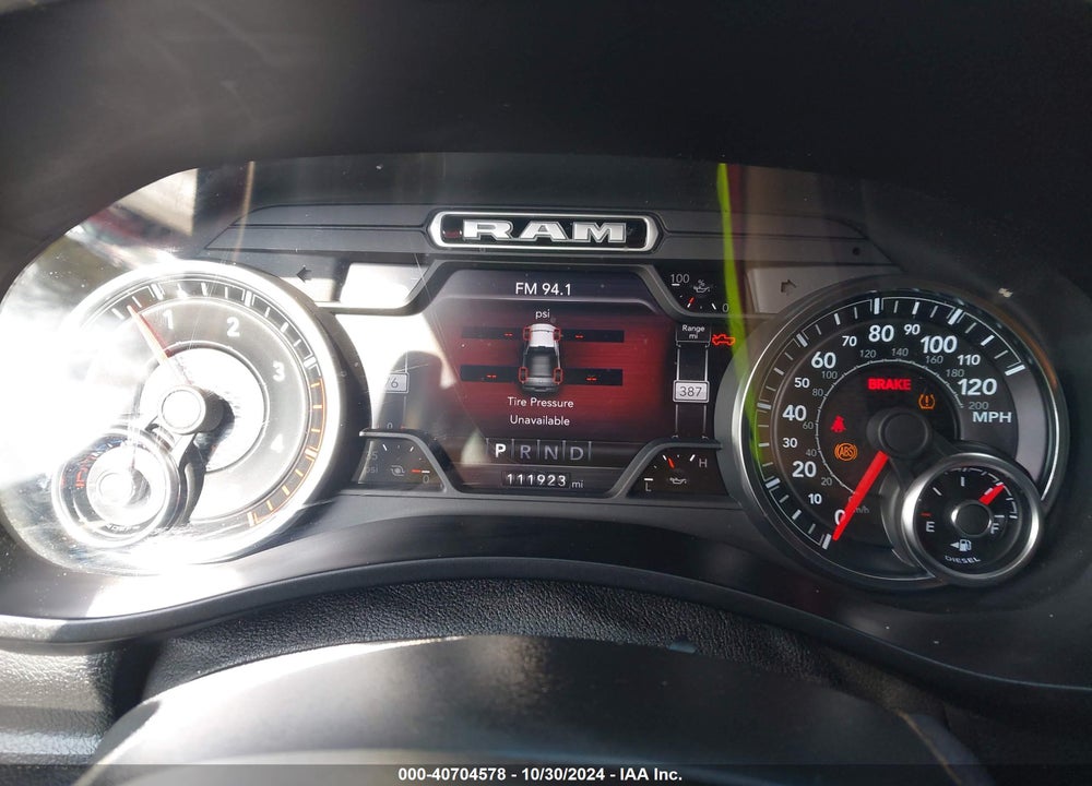 2019 RAM 2500 BIG HORN 4X4 6'4 BOX VIN: 3C6UR5DL1KG664466