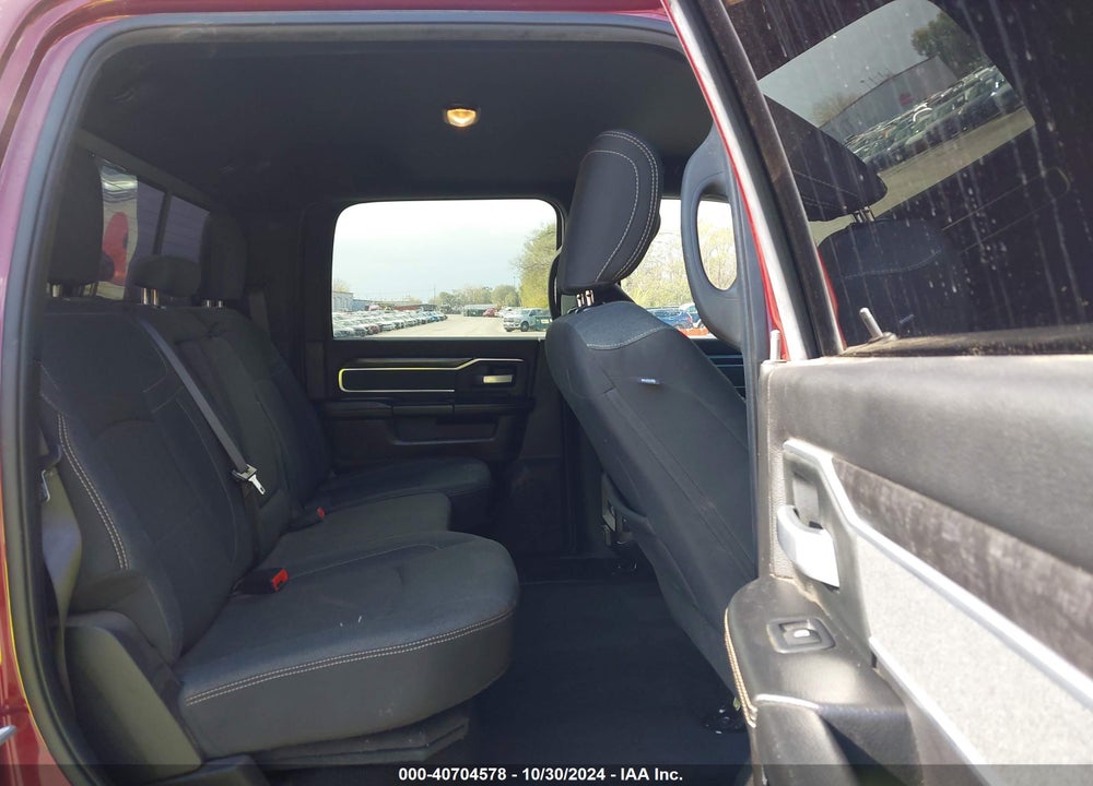 2019 RAM 2500 BIG HORN 4X4 6'4 BOX VIN: 3C6UR5DL1KG664466