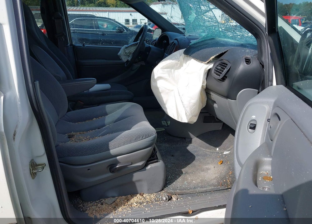 2004 CHRYSLER TOWN & COUNTRY VIN: 1C4GP45R34B539571