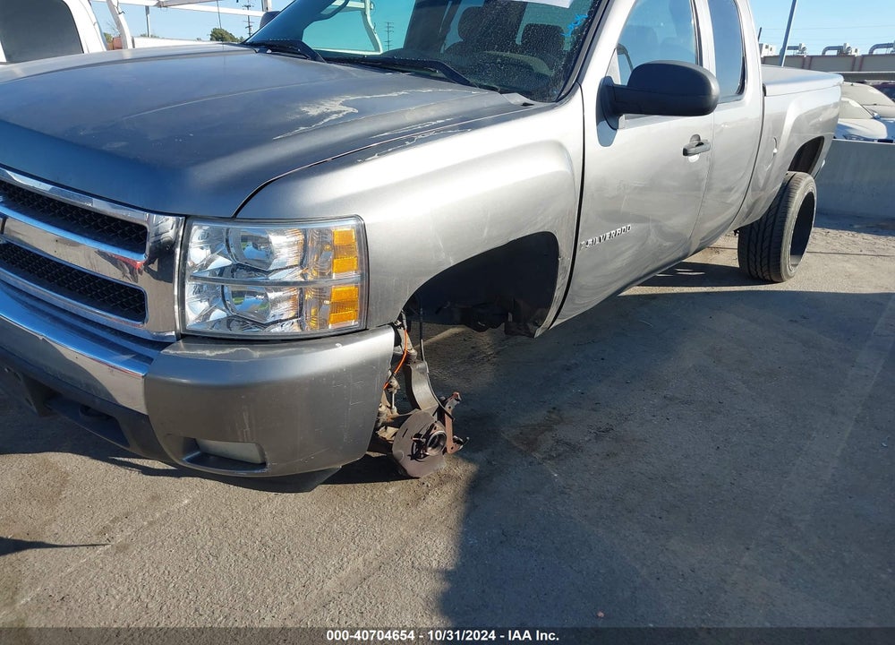 2007 CHEVROLET SILVERADO C1500 VIN: 2GCEC19C171734113