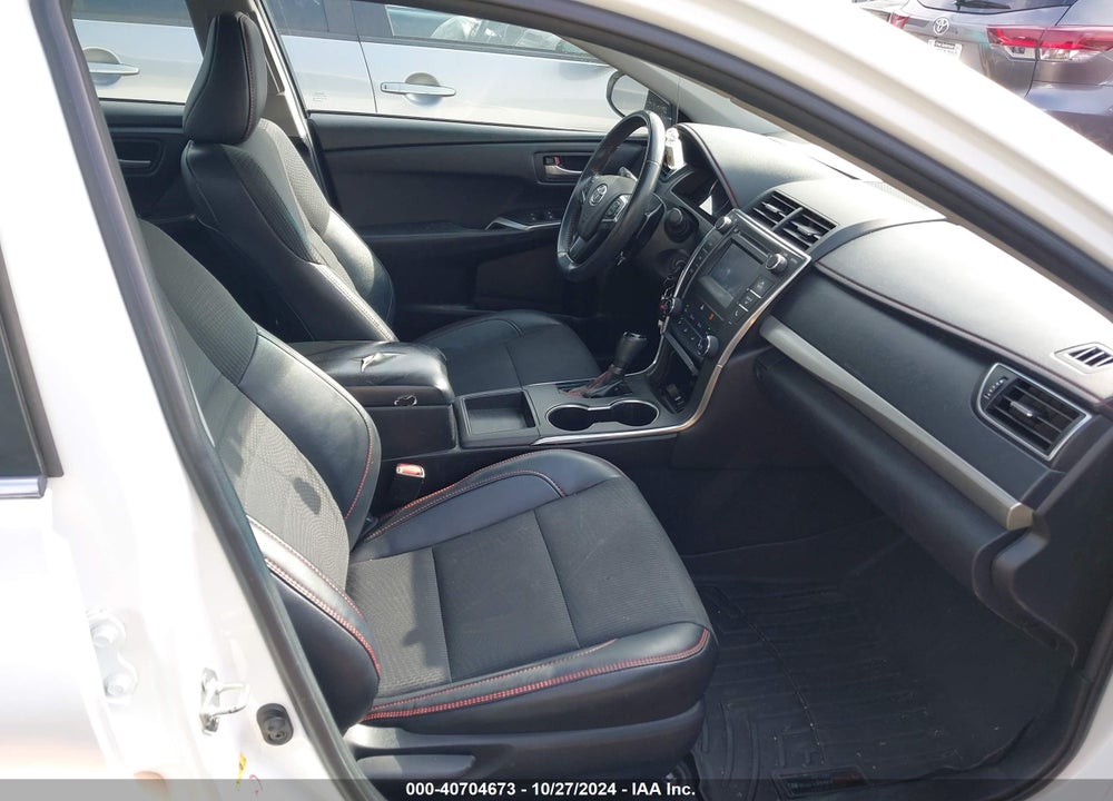 2017 TOYOTA CAMRY SE VIN: 4T1BF1FK8HU750428