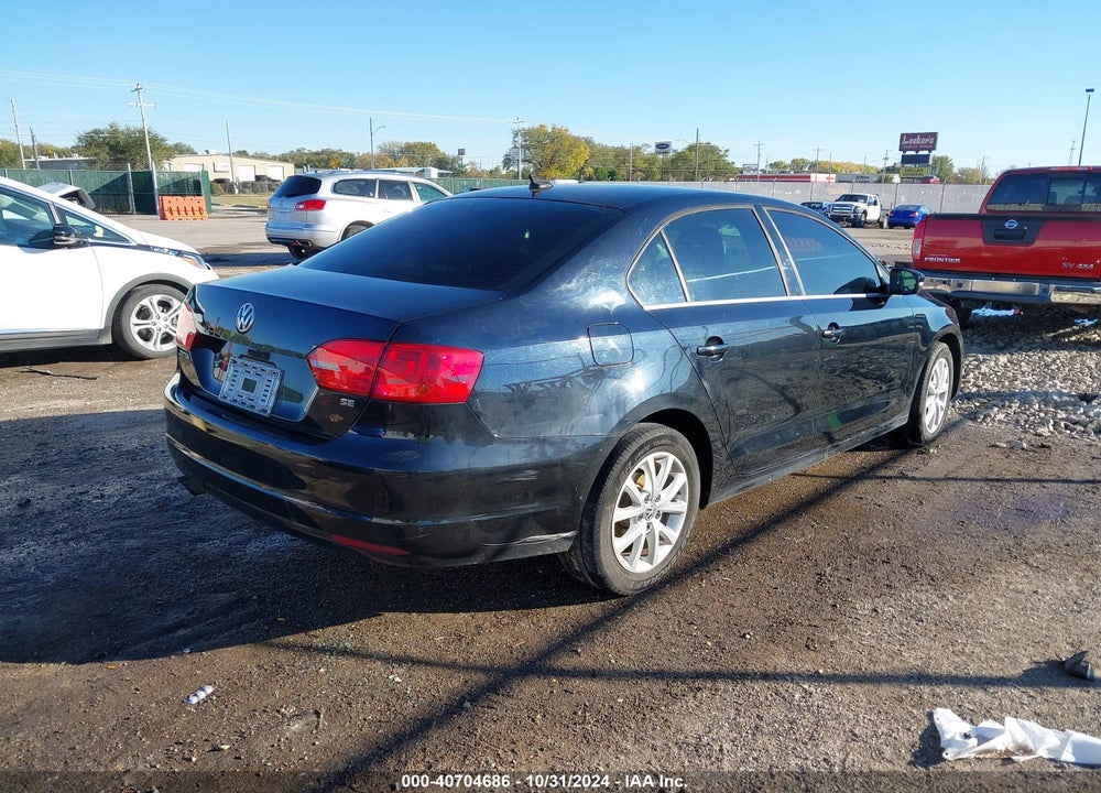 2014 VOLKSWAGEN JETTA 1.8T SE VIN: 3VWB17AJ6EM363264