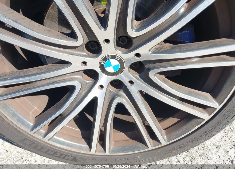 2019 BMW 540I VIN: WBAJE5C56KWE66476