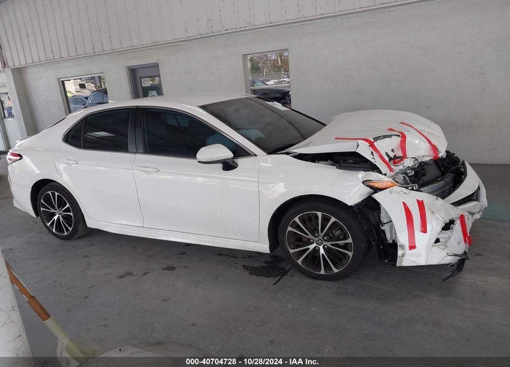 2020 TOYOTA CAMRY SE VIN: 4T1G11AK1LU885707