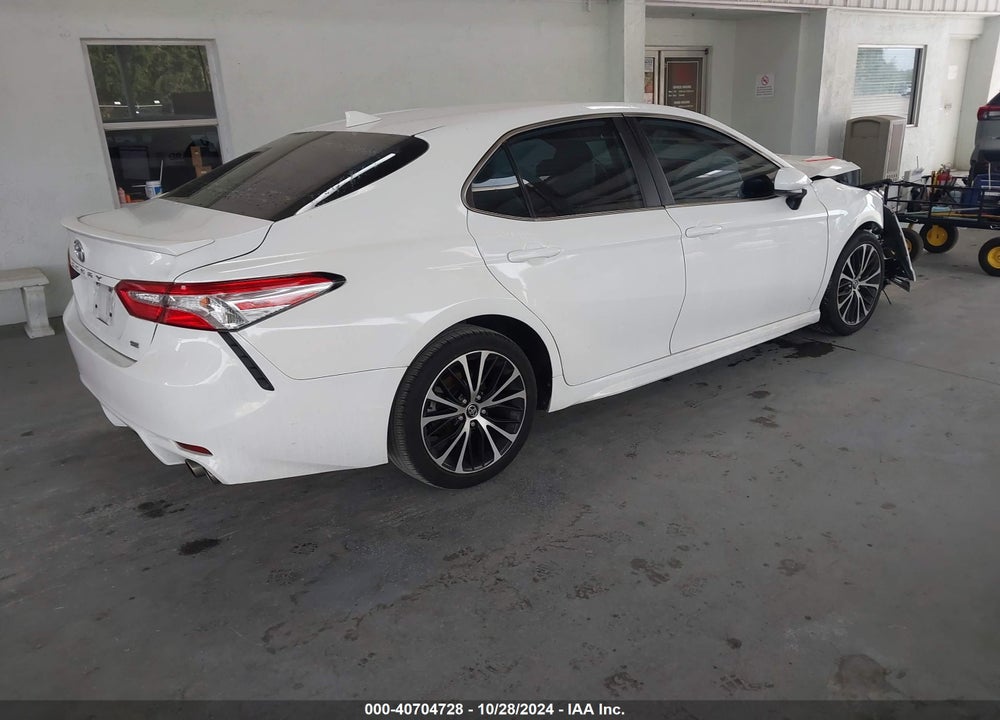 2020 TOYOTA CAMRY SE VIN: 4T1G11AK1LU885707
