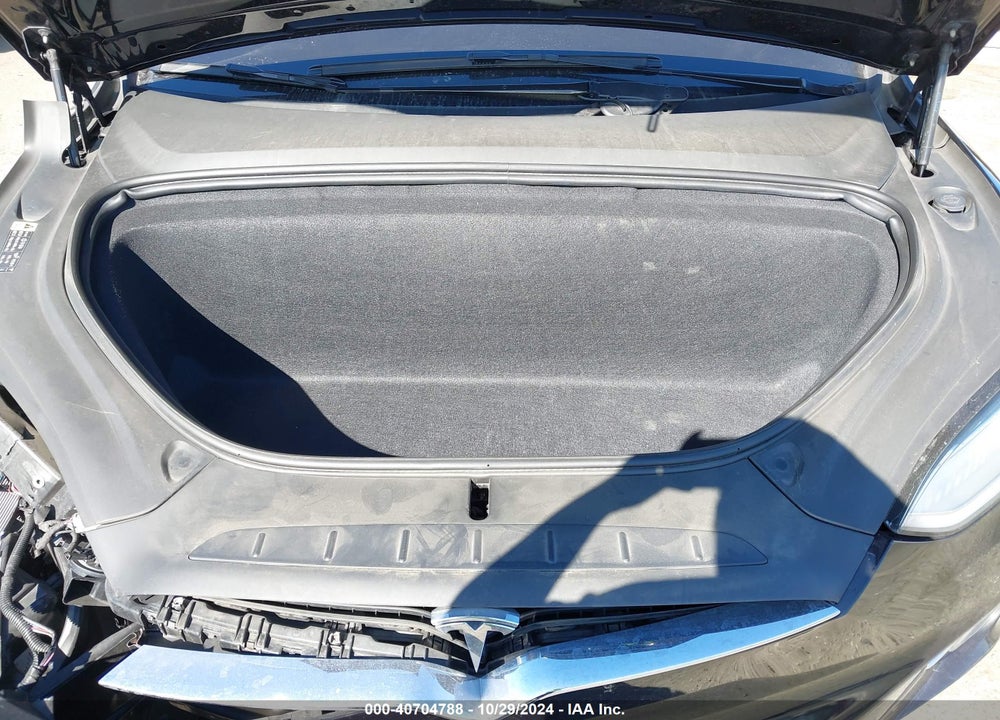 2018 TESLA MODEL X 100D/75D/P100D VIN: 5YJXCBE28JF091680