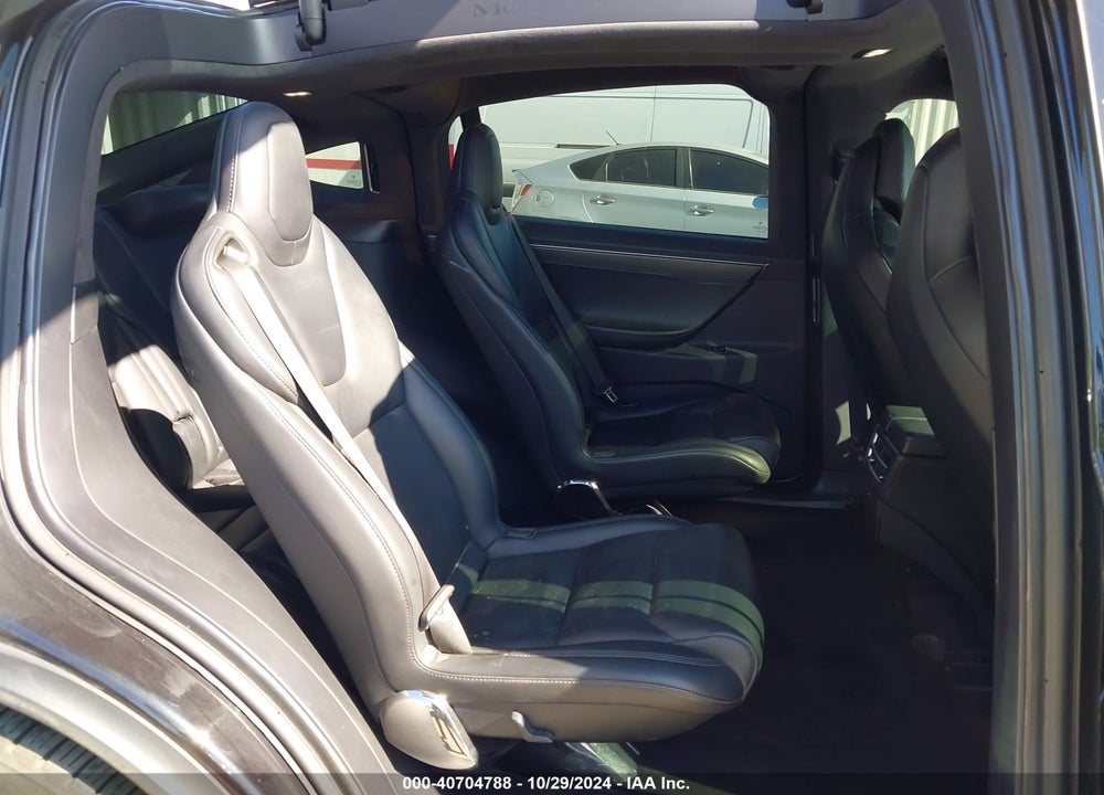 2018 TESLA MODEL X 100D/75D/P100D VIN: 5YJXCBE28JF091680