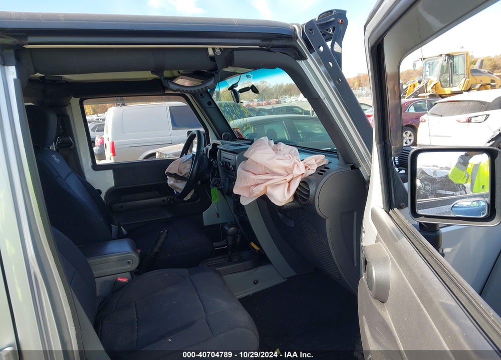 2009 JEEP WRANGLER UNLIMITED X VIN: 1J4GA39139L738812
